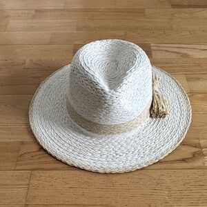 Stylish White Straw Hat with Tan Band one size